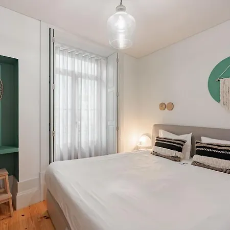 Apartament Urban In Flores 2